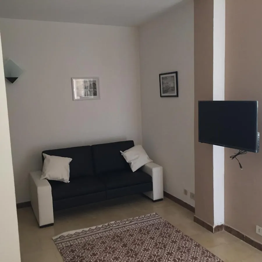 George House Mondello 32 Apartman